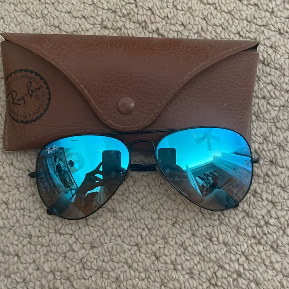 Rayban aviators